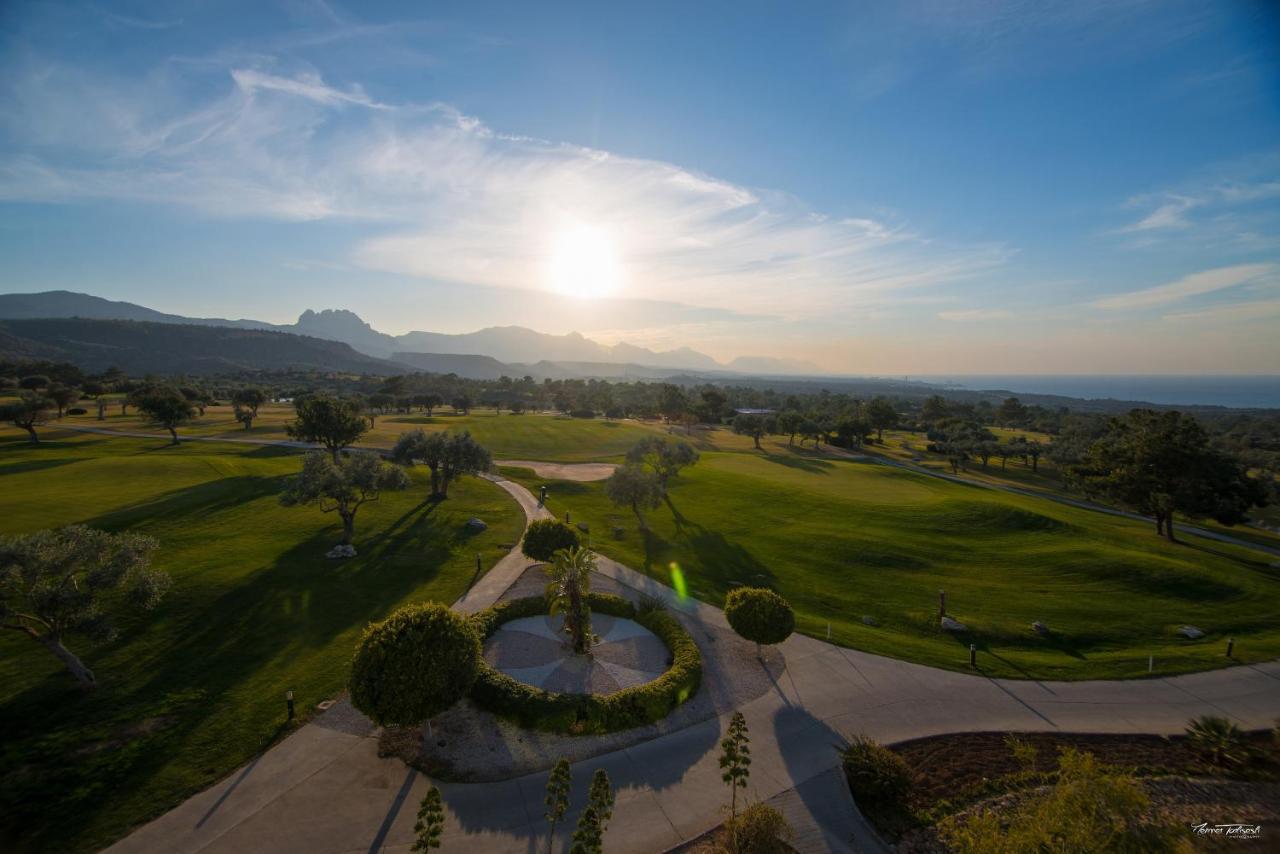 Korineum Golf & Beach Resort Agios Georgios  Eksteriør bilde